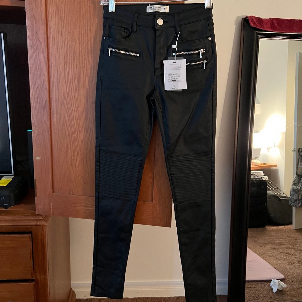 High Rise Kylie Coated Leggings